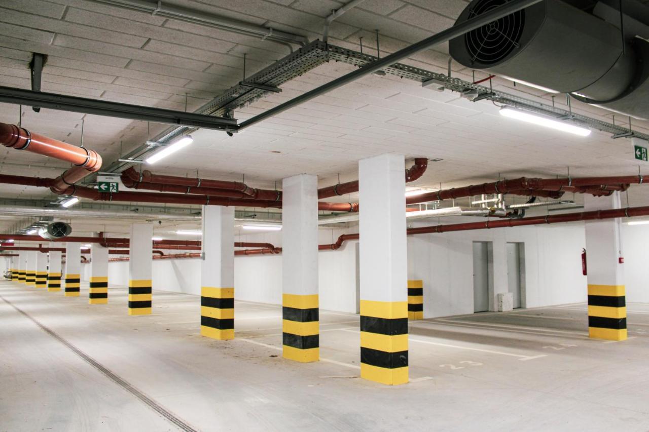 Apartament White-Niska Z Garazem Podziemnym Kielce Bagian luar foto