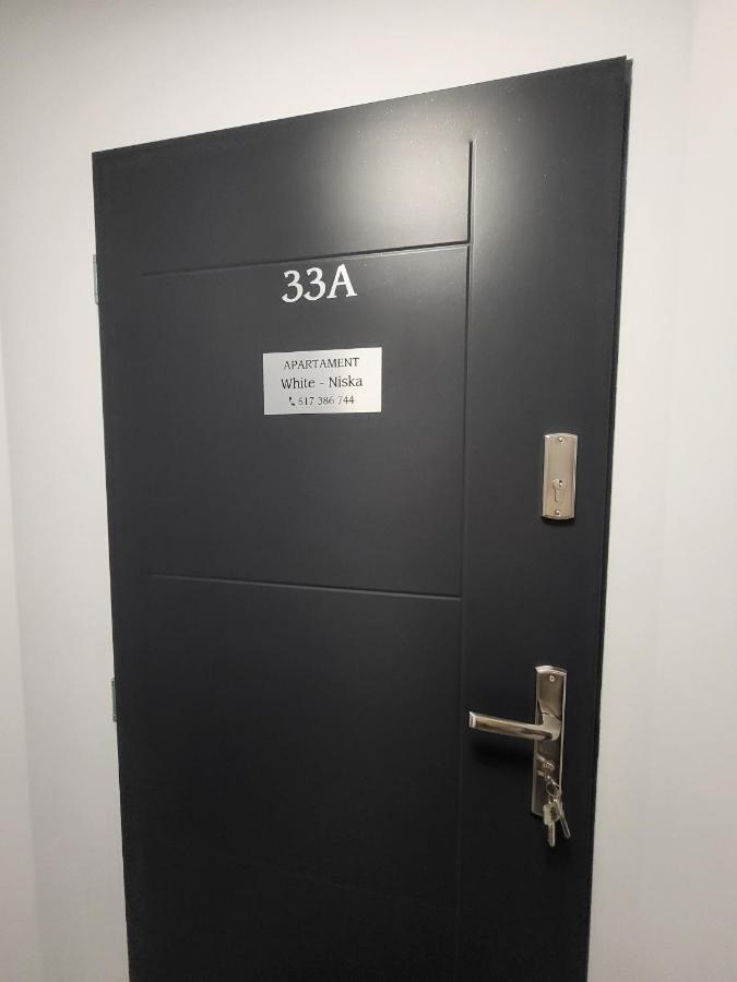 Apartament White-Niska Z Garazem Podziemnym Kielce Bagian luar foto
